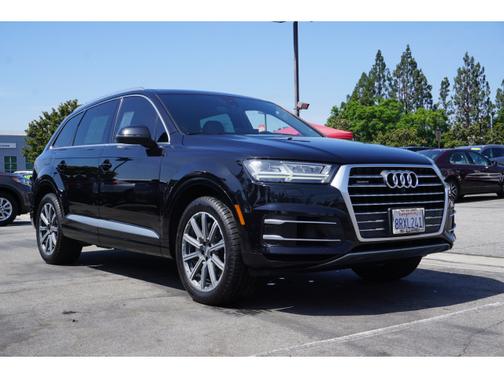 Photo 1 of 24 of 2017 Audi Q7 3.0T Premium Plus
