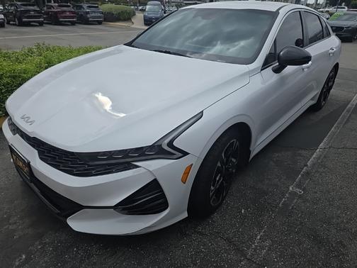 2022 Kia K5 GT-Line