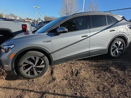 2023 Volkswagen ID.4 Pro