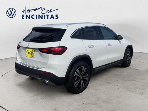 White 2025 Mercedes-Benz GLA 250 Base