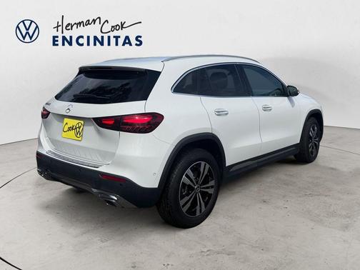 White 2025 Mercedes-Benz GLA 250 Base
