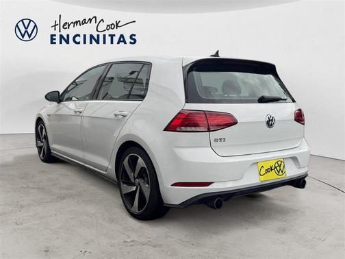 2018 Volkswagen Golf GTI 2.0T SE 4-Door