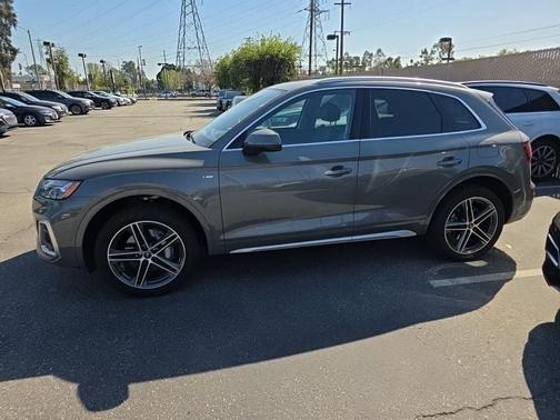 2023 Audi Q5 e 55 S line quattro Premium