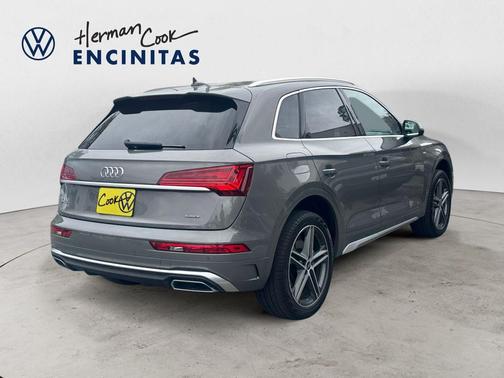 2023 Audi Q5 e 55 S line quattro Premium