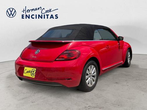 Tornado Red w/ Black Top 2018 Volkswagen Beetle 2.0T S