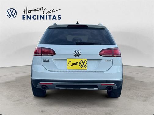 2019 Volkswagen Golf Alltrack TSI S