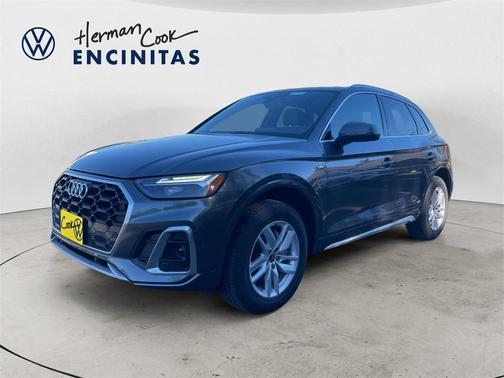 2023 Audi Q5 45 S line quattro Premium