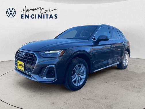 2023 Audi Q5 45 S line quattro Premium