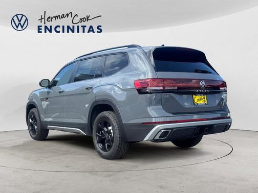 2025 Volkswagen Atlas 2.0T Peak Edition