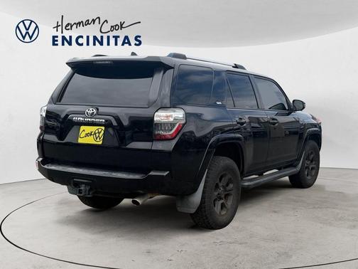 Black 2019 Toyota 4Runner SR5