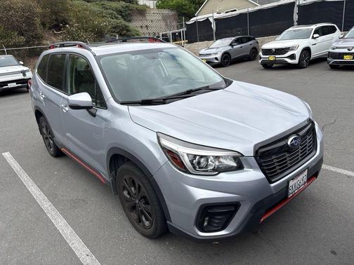 Ice Silver Metallic 2019 Subaru Forester Sport