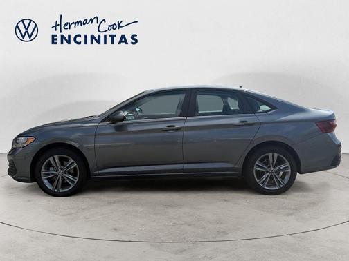 Platinum Gray Metallic 2024 Volkswagen Jetta 1.5T SE