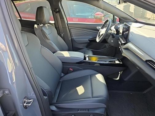 2023 Volkswagen ID.4 Pro S Plus