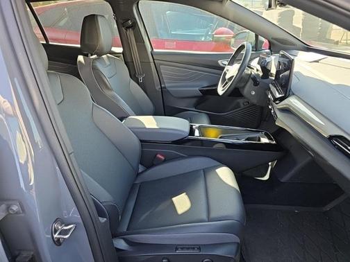 2023 Volkswagen ID.4 Pro S Plus