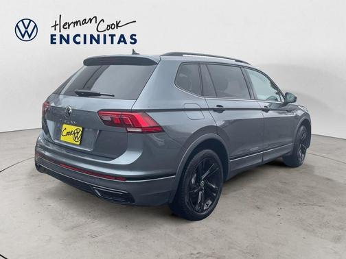 2023 Volkswagen Tiguan 2.0T SE R-Line Black