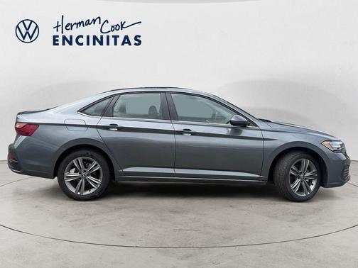 Platinum Gray Metallic 2024 Volkswagen Jetta 1.5T SE