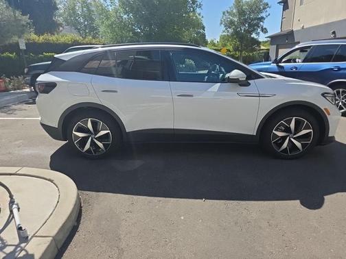 Opal White Pearl Effect 2025 Volkswagen ID.4 Pro S