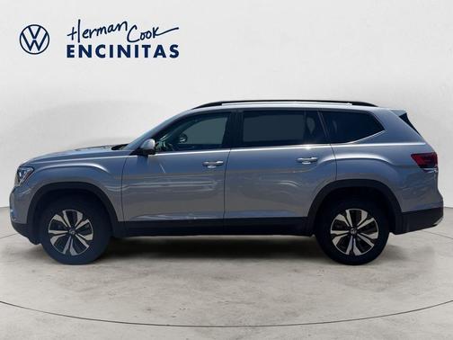 Silver Bird Metallic 2024 Volkswagen Atlas 2.0T SE