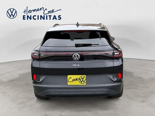 Deep Black Pearl Effect 2023 Volkswagen ID.4 Pro S