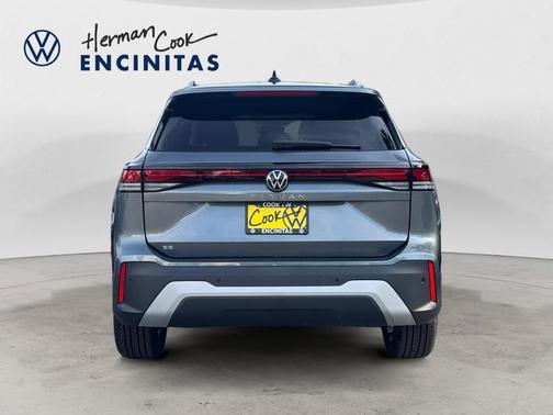 2026 Volkswagen Tiguan 2.0T SE