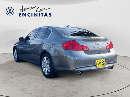 2013 INFINITI G37 Journey