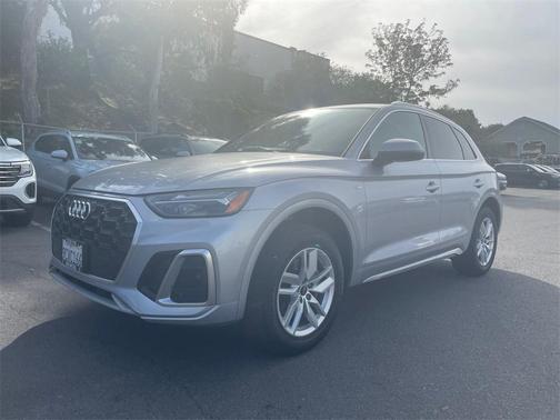 2022 Audi Q5 45 S line quattro Premium