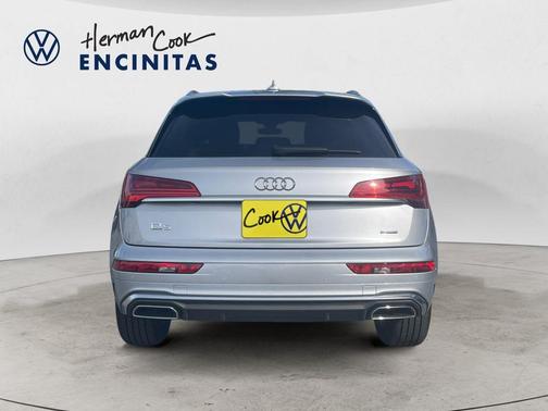2022 Audi Q5 45 S line quattro Premium
