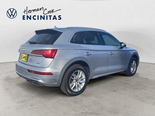 2022 Audi Q5 45 S line quattro Premium