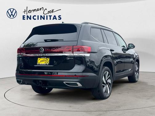 2025 Volkswagen Atlas 2.0T SE