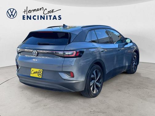 2023 Volkswagen ID.4 Pro