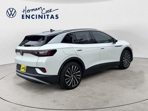 Opal White / Black Roof 2023 Volkswagen ID.4 Pro S Plus