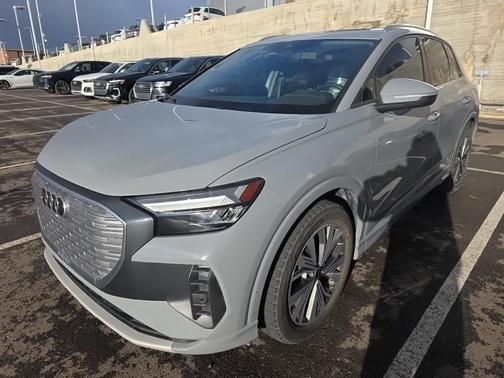 2024 Audi Q4 e-tron 40 Premium Plus
