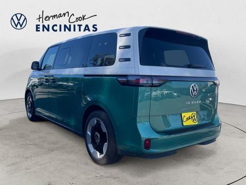 2025 Volkswagen ID. Buzz Pro S Plus