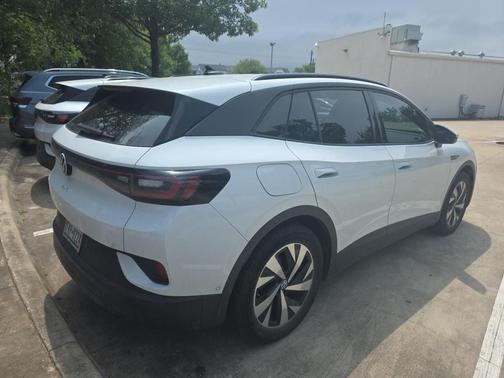 Pure White 2023 Volkswagen ID.4 Pro