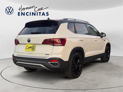 2023 Volkswagen Taos 1.5T SE