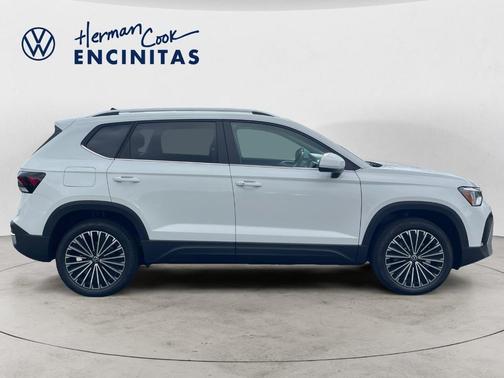 White 2026 Volkswagen Taos 1.5T SE
