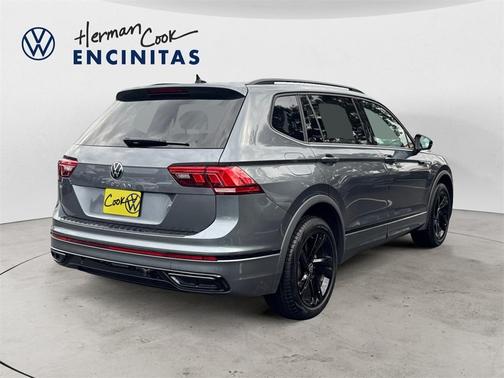 2024 Volkswagen Tiguan 2.0T SE R-Line Black