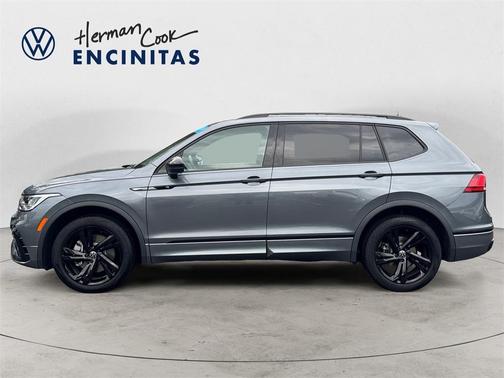 2024 Volkswagen Tiguan 2.0T SE R-Line Black