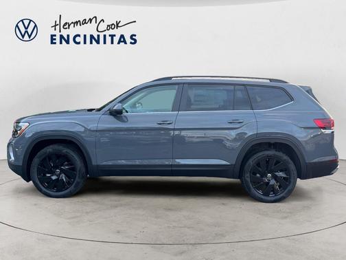 Pure Gray 2026 Volkswagen Atlas 2.0T SE W/TECHNOLOGY