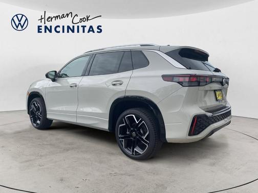 2026 Volkswagen Tiguan 2.0T SEL R-Line Turbo