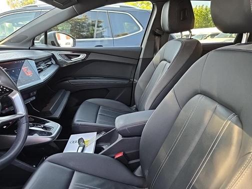 2023 Audi Q4 e-tron 40 Premium Plus