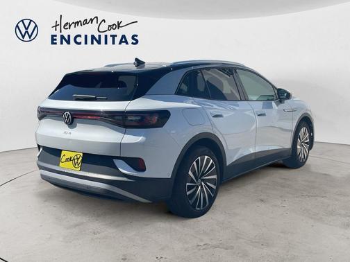 Opal White / Black Roof 2023 Volkswagen ID.4 Pro S Plus