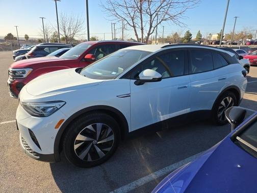 2023 Volkswagen ID.4 Pro