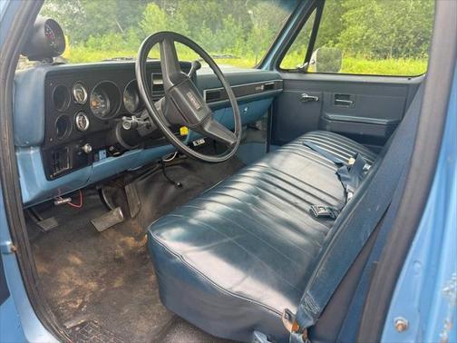 1986 GMC 1500 C1500 2dr Standard Cab LB
