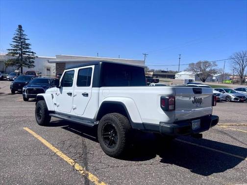 2022 Jeep Gladiator Sport S