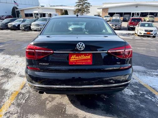 2017 Volkswagen Passat 1.8T S