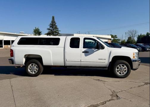 Summit White 2013 Chevrolet Silverado 2500 LT