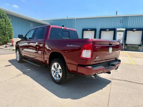 Delmonico Red Pearlcoat 2020 RAM 1500 Big Horn/Lone Star