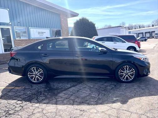 2022 Kia Forte GT-Line