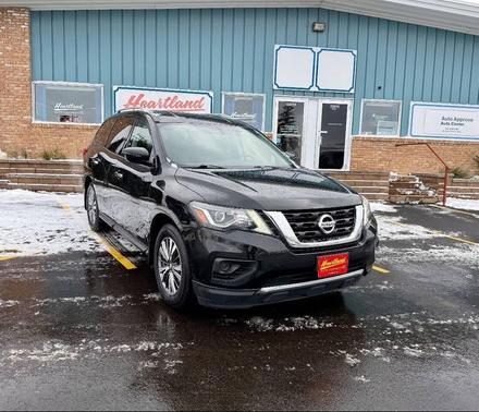 2018 Nissan Pathfinder S
